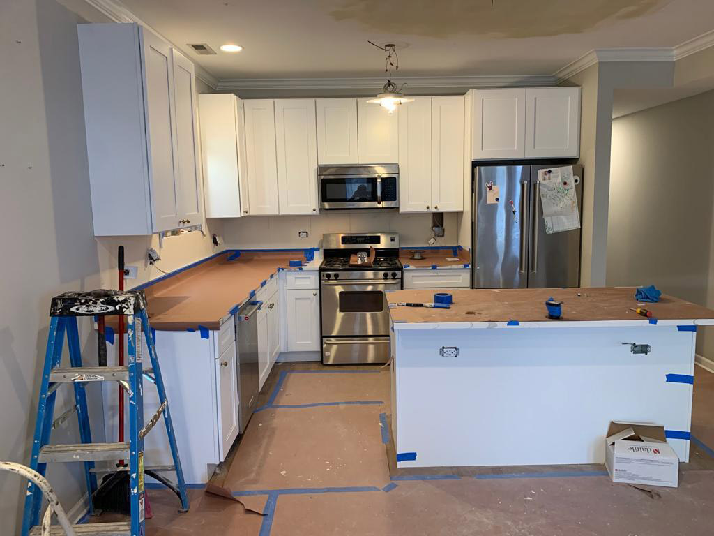 Kitchen Photo 1